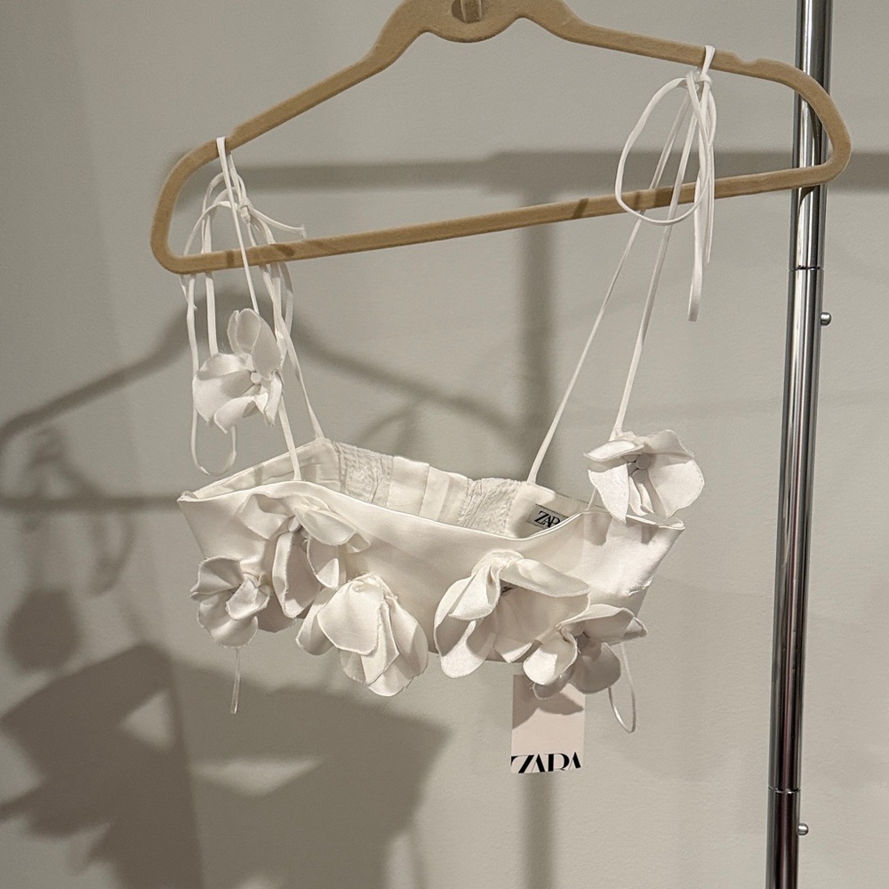 Zara Ivory Floral Detail Top - Picture 3 of 6